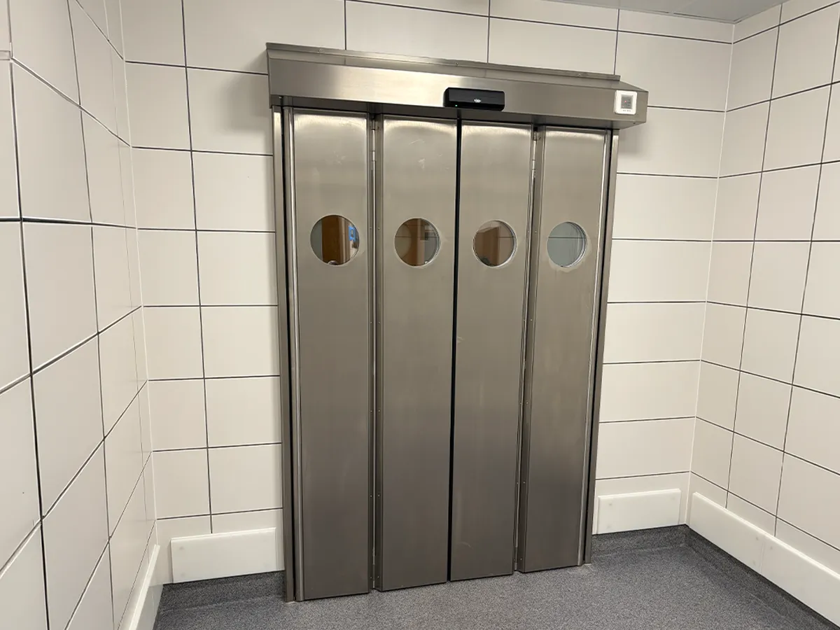 Automatische Edelstahl-Falttür